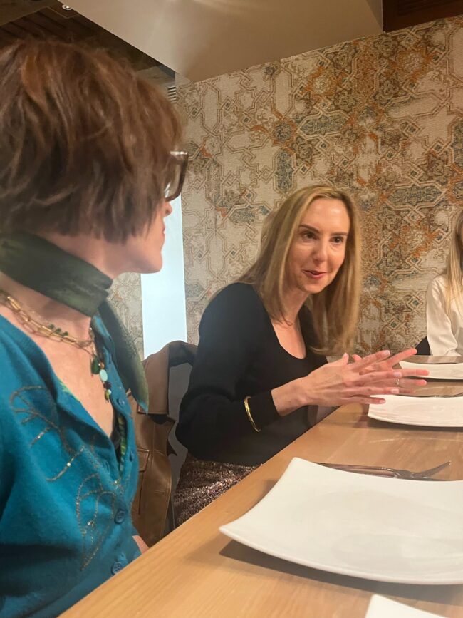 Lucinda Literary Mastermind